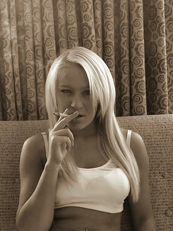 Amber Lynn Bach Smoking