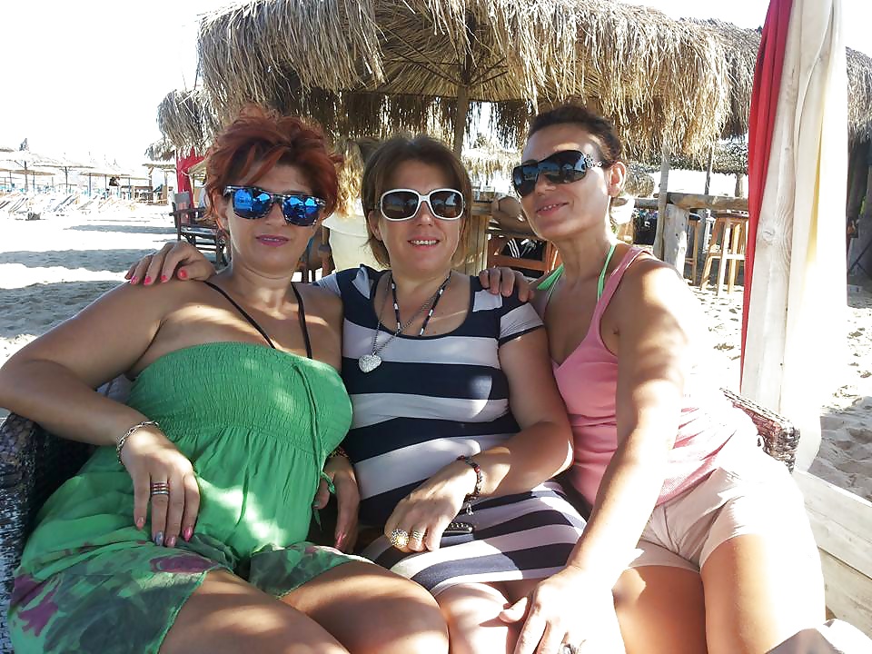 Turkish Annem Mom Leyla porn gallery