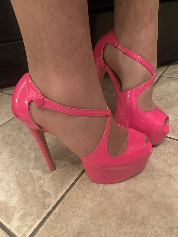Just heels - 15 Photos 