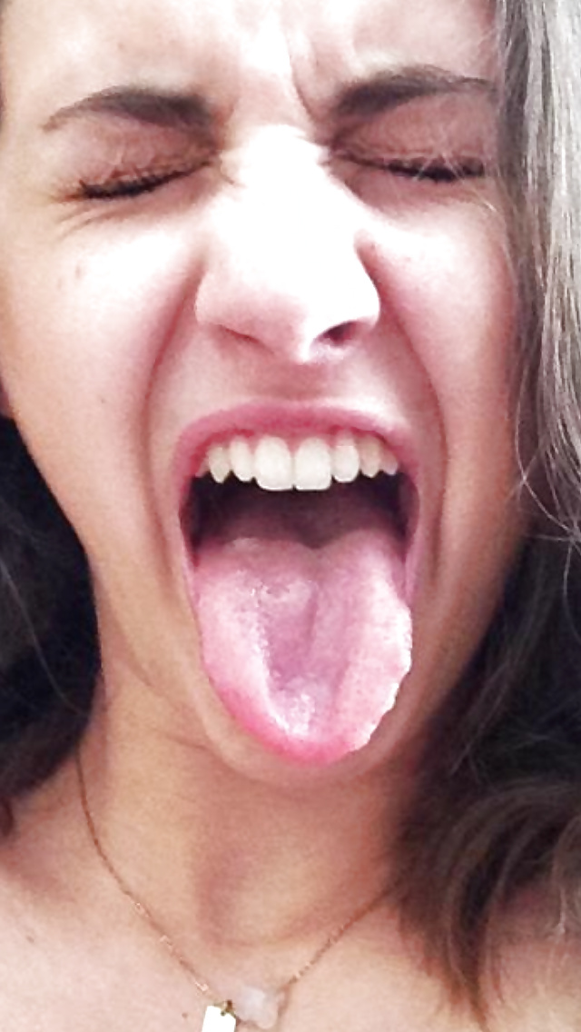 more hot tongues porn gallery