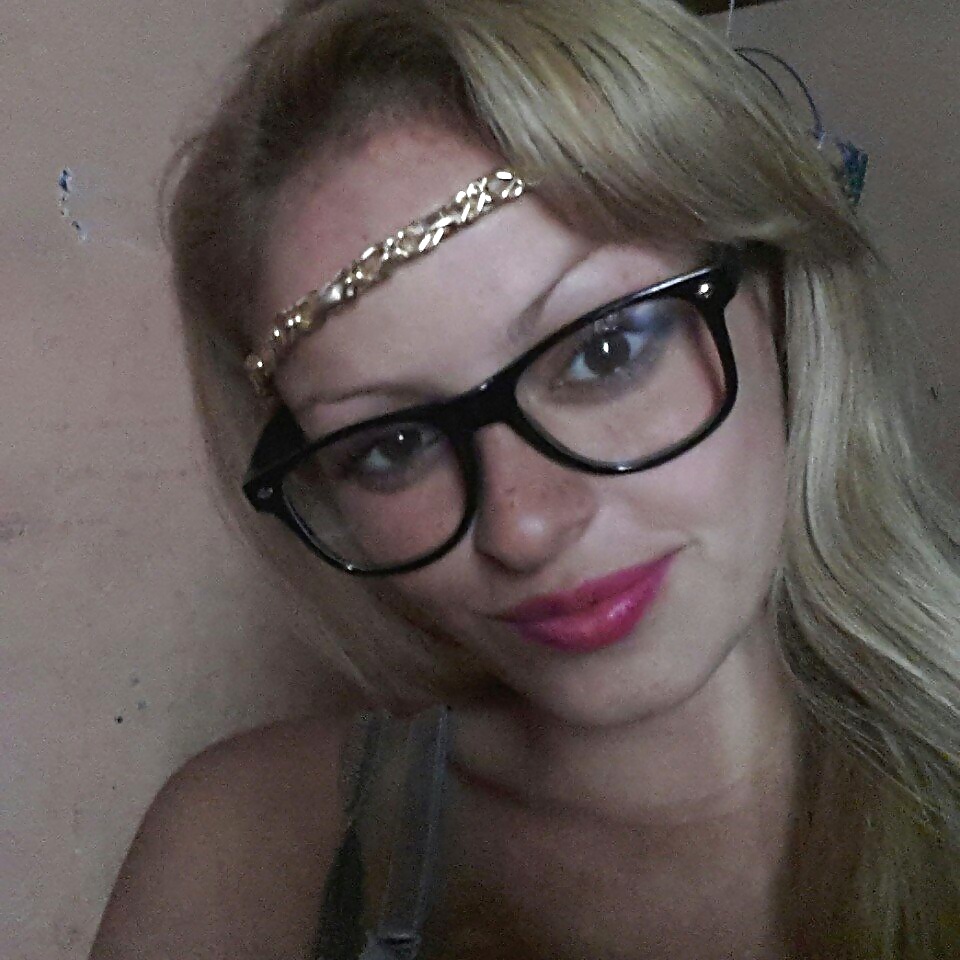 Cheap facebook slut porn gallery