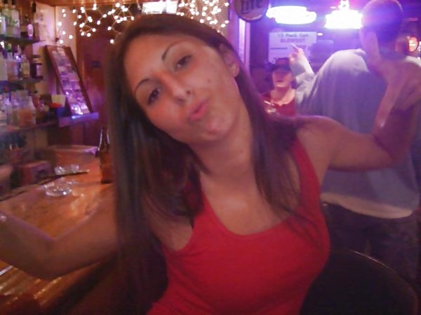 Slut Mandi for tributes porn gallery