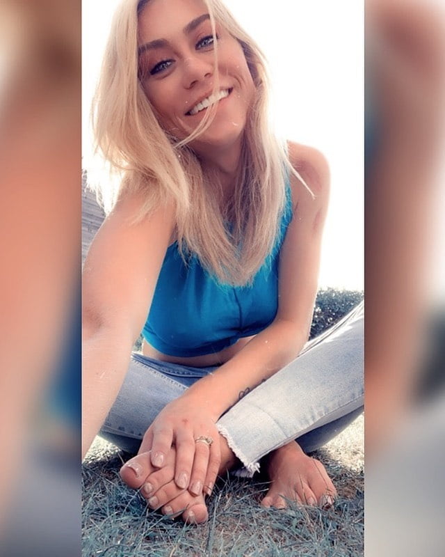 Dutch blonde gangbang whore loves sex - 90 Photos 