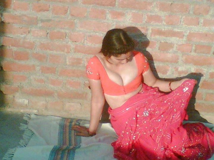 Indian Aunties porn gallery