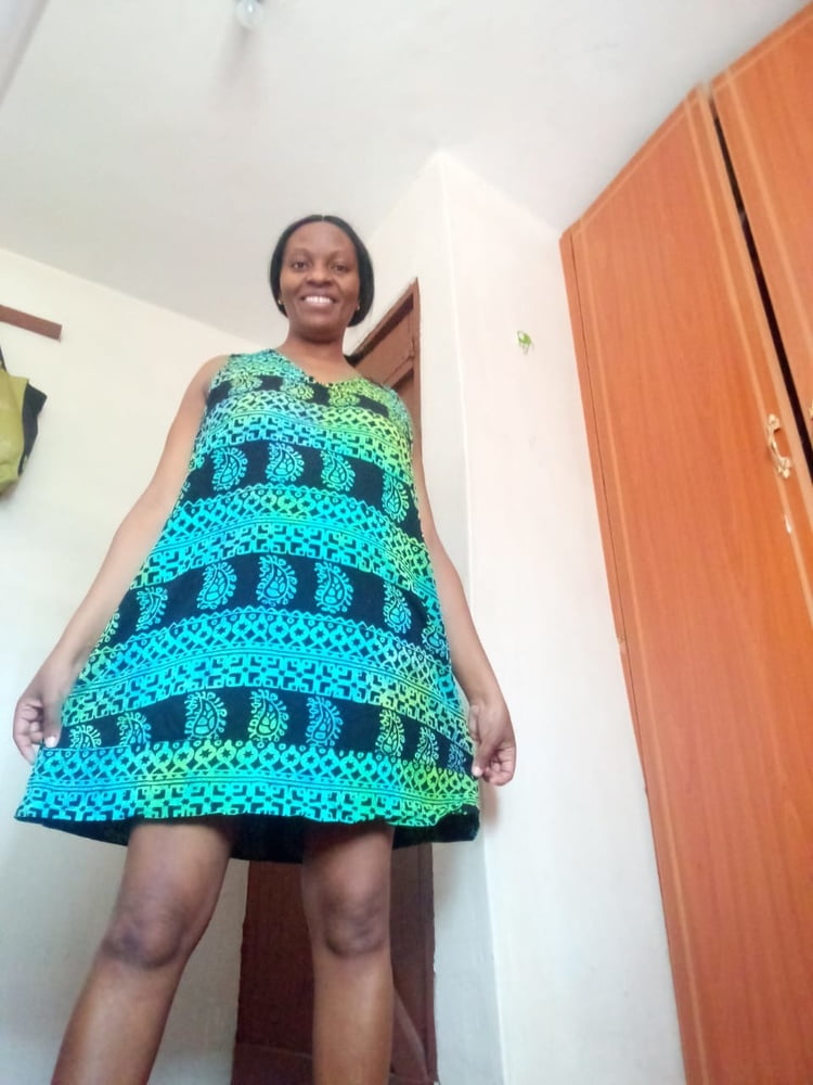 Wairimu-Esther --- dresscode before sexy shopping time - 10 Photos 