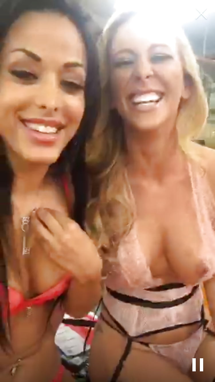 Periscope Girls - March 20 porn gallery