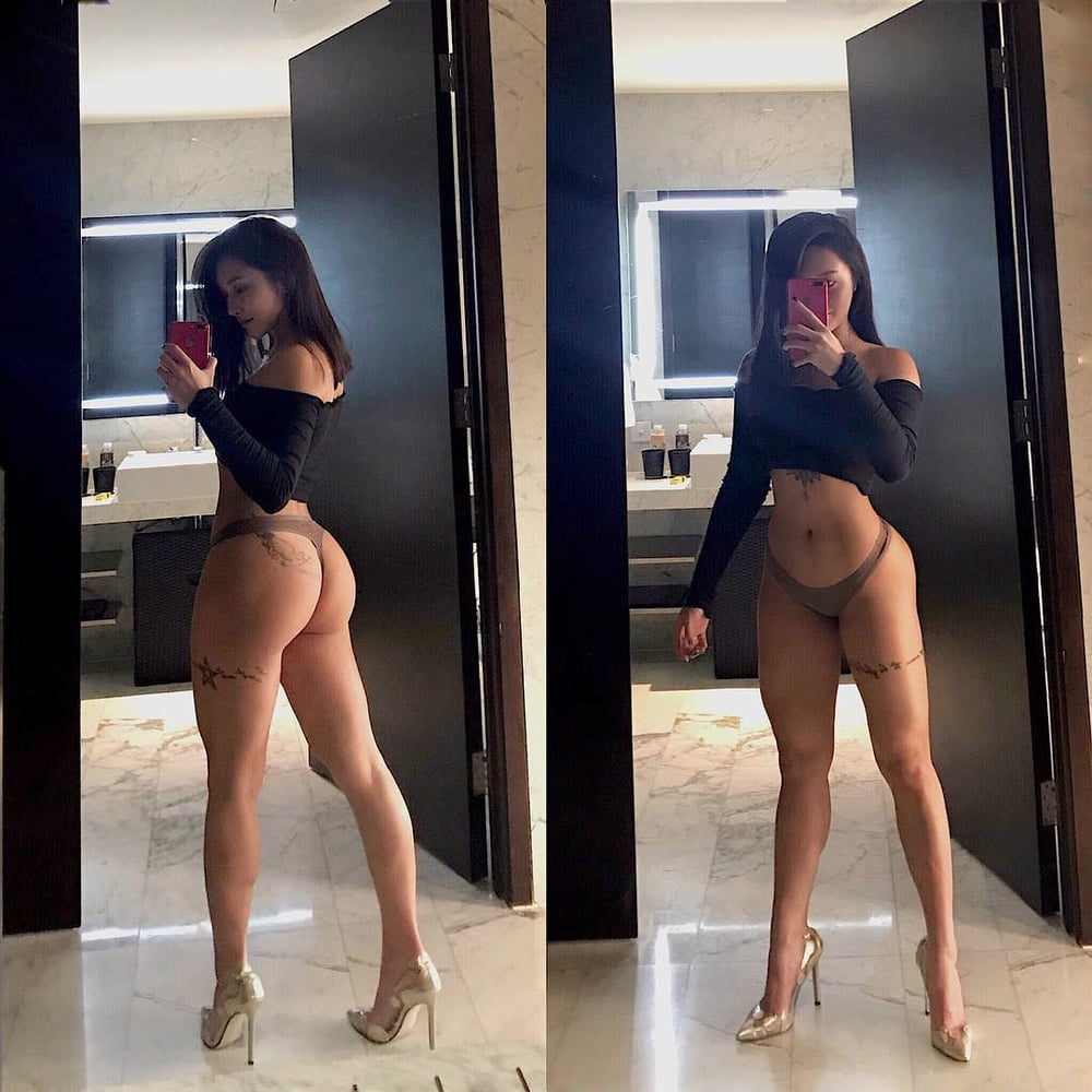 Asians with Phones 8 porn gallery