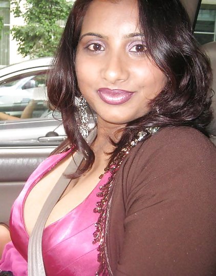 INDIAN SLUT AUNT! MY FAM porn gallery