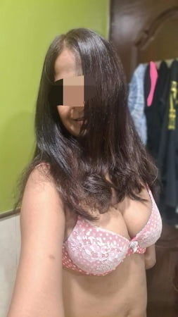 plenty of milf ass and tits         