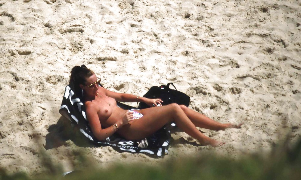 The beach 152 porn gallery