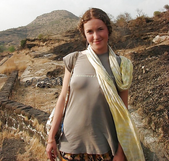 Braless , see through ,  no Bra , nippel porn gallery