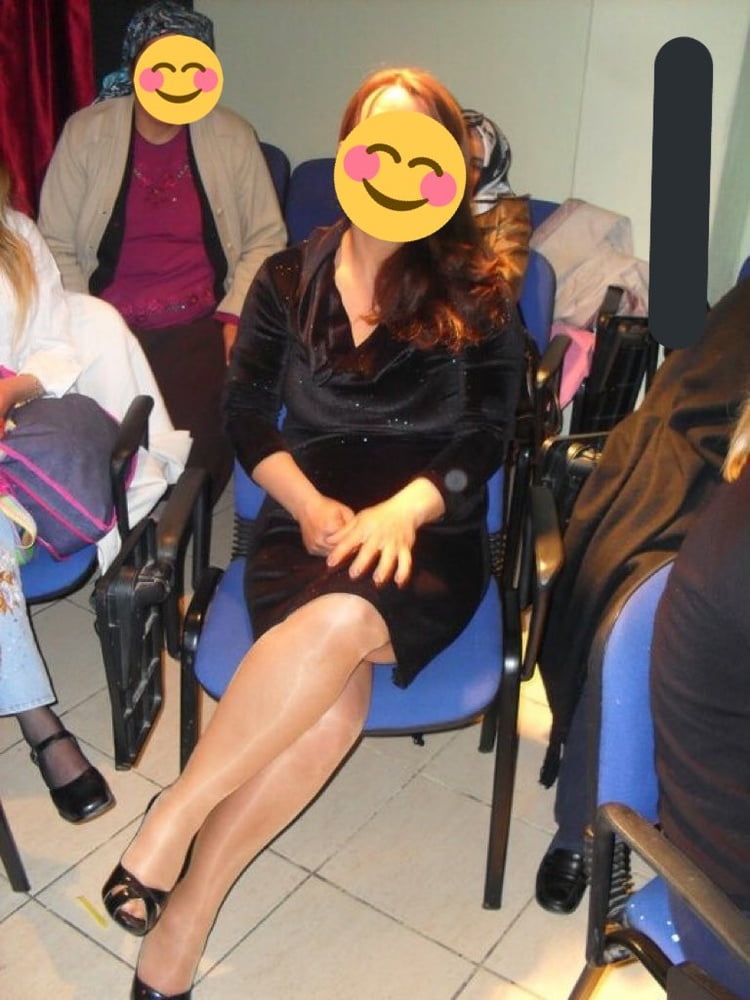  Turkish MILFS Mom Beautiful Mature Legs - 3 Photos 