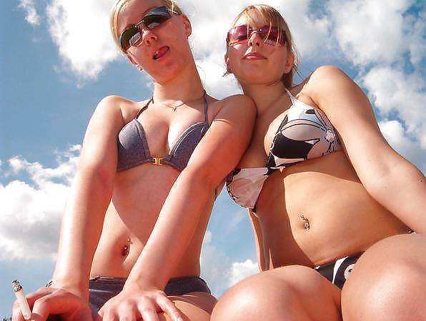 YOUNG BEACH GIRLS2 porn gallery