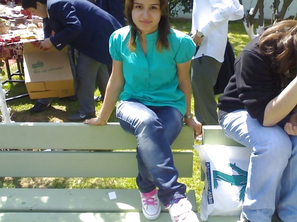 Turkish 18lik Neslihan porn gallery