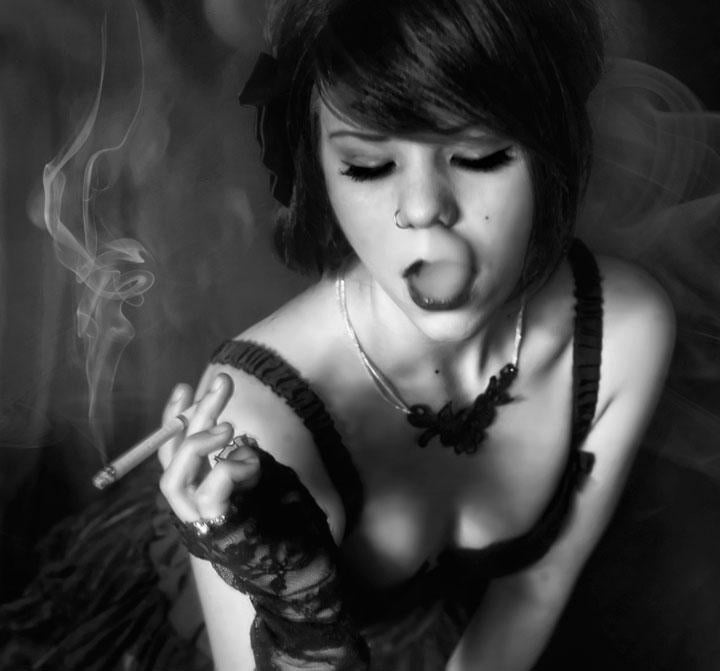 Fetish Smoking Girls