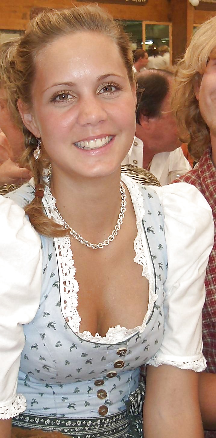 blond unseen holiday beach porn gallery