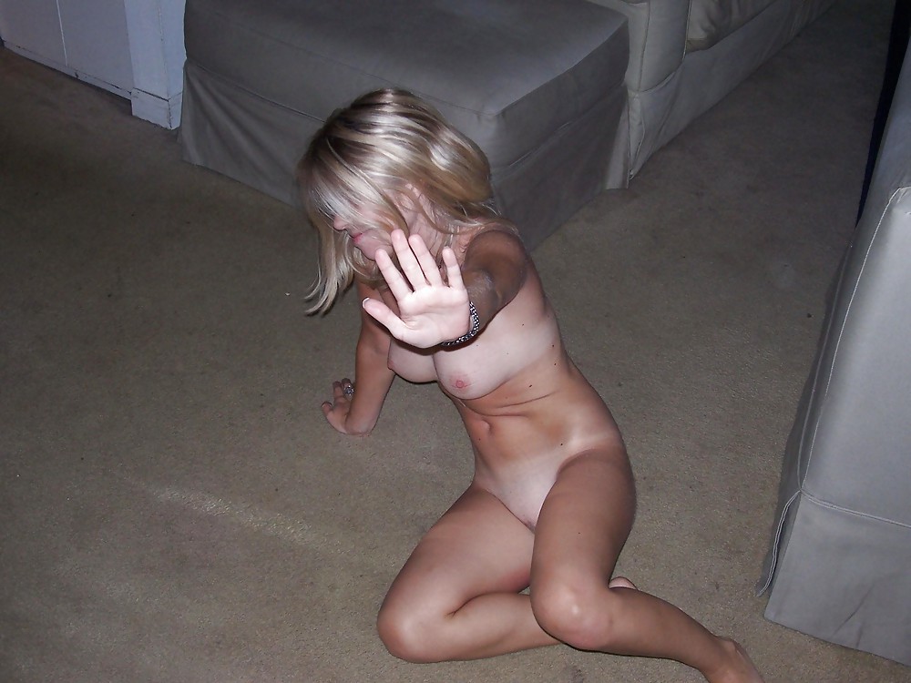 Embarrassed Nude Girls 10 porn gallery