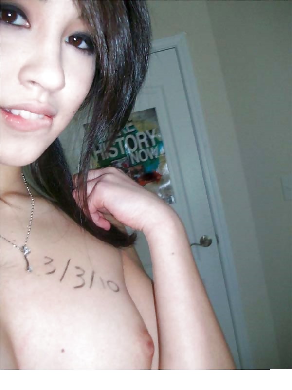 Nude Teen Titty Selfies porn gallery