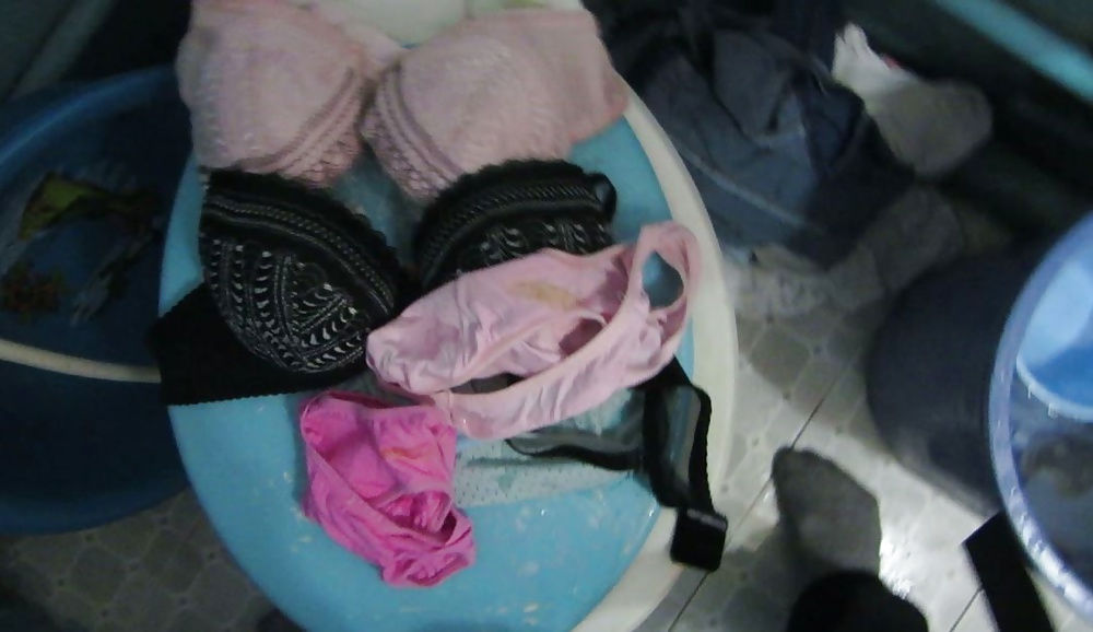 Cum on dirty panties & bras of my kute friend 11-9-2014 p2 porn gallery