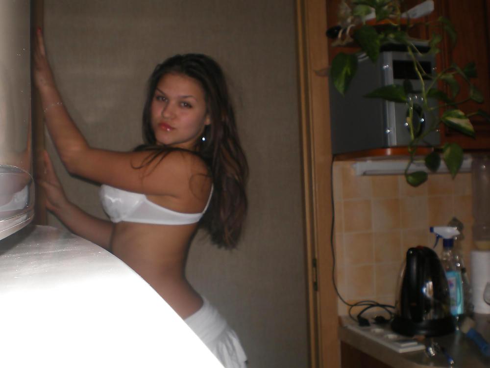 Italin college slut - selfshot teaser pics porn gallery