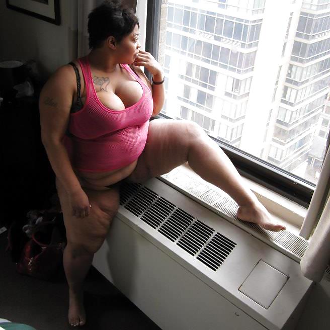 Trixie Love mega fat ass porn gallery