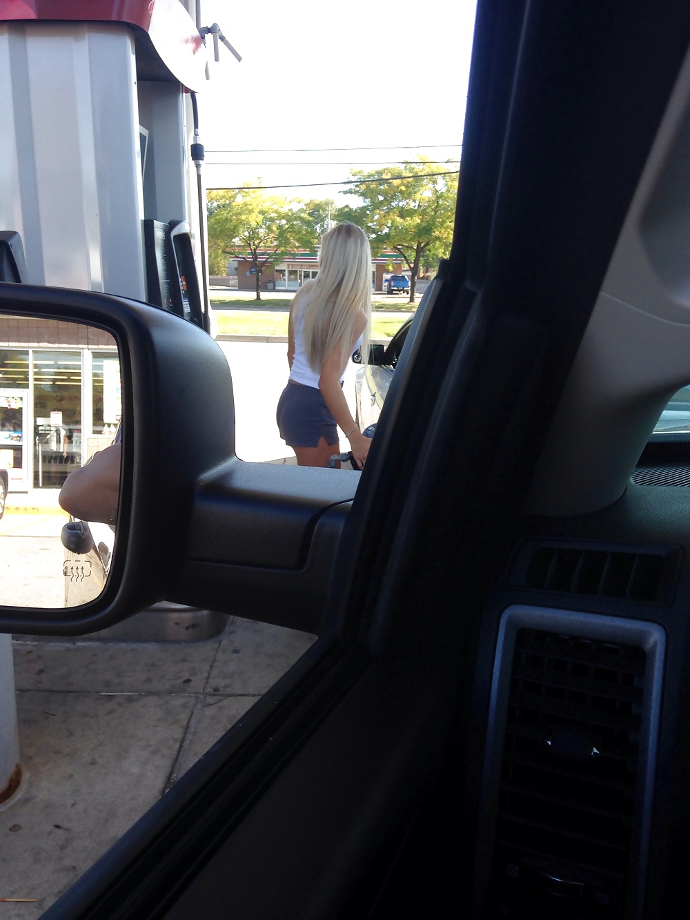 Blowjob At Gas Station