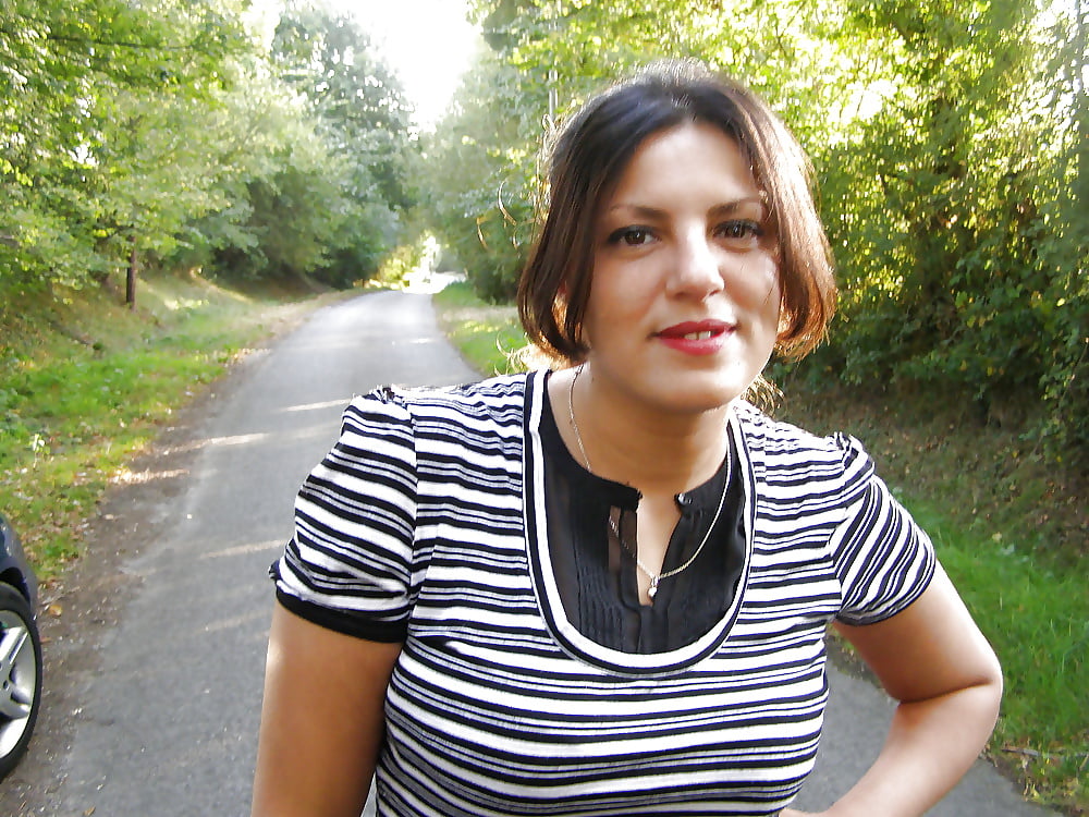 MARVELOUS ARABE FRENCH WHORE LET S HARD COMS ON HER porn gallery