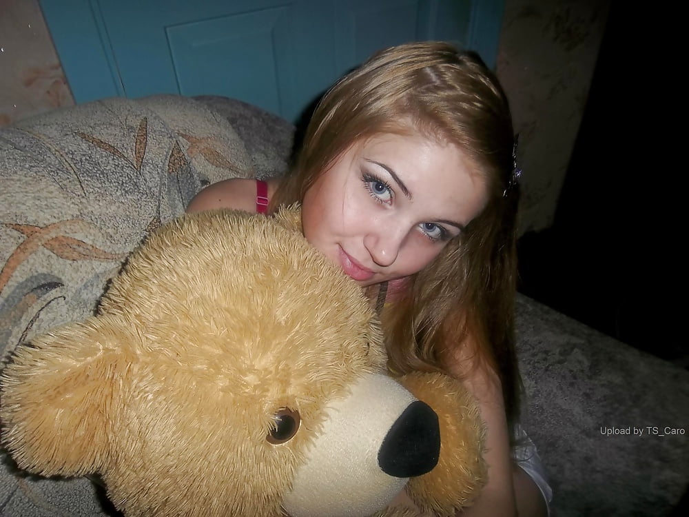 Russian Teen Girl porn gallery