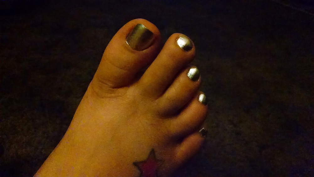 Wifes Barefoot Painted Toes More Pictures Coming Soon porn gallery