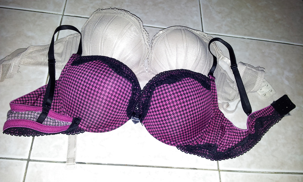 Watch Cum on sister frens pink padded bra - 14 Pics at xHamster.com! xHamst...