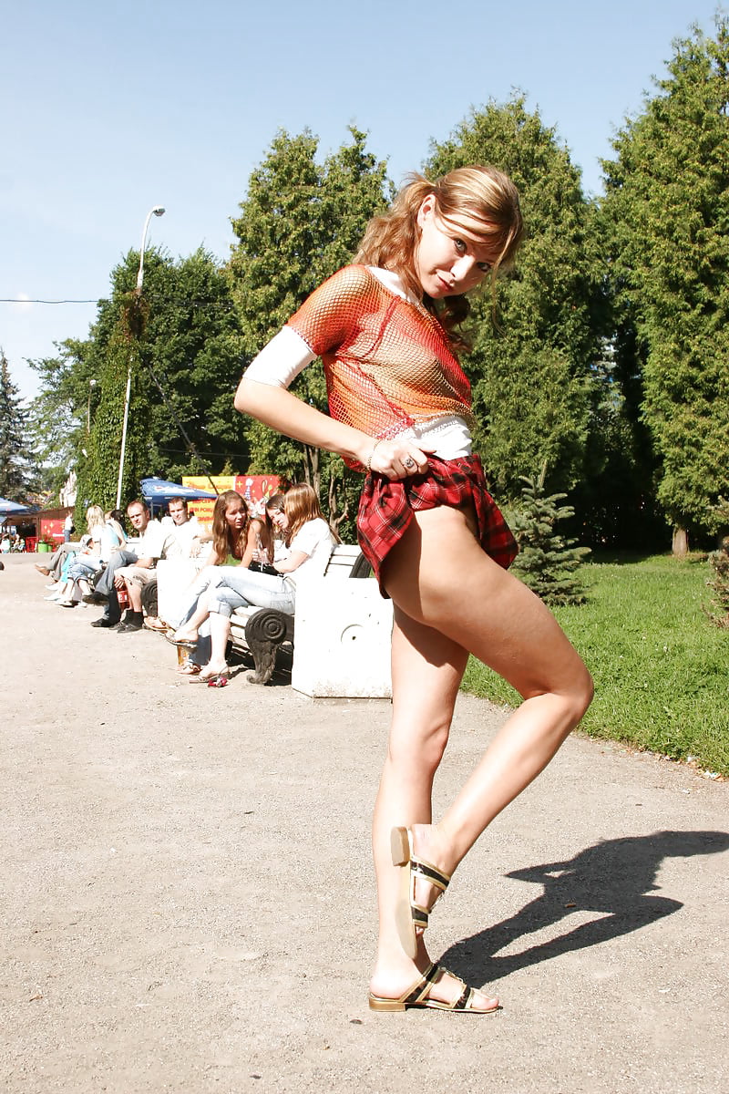 Rus flash-babe porn gallery