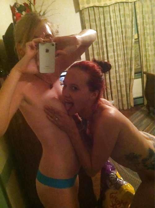 Horny Silly Selfie Teens (141) porn gallery