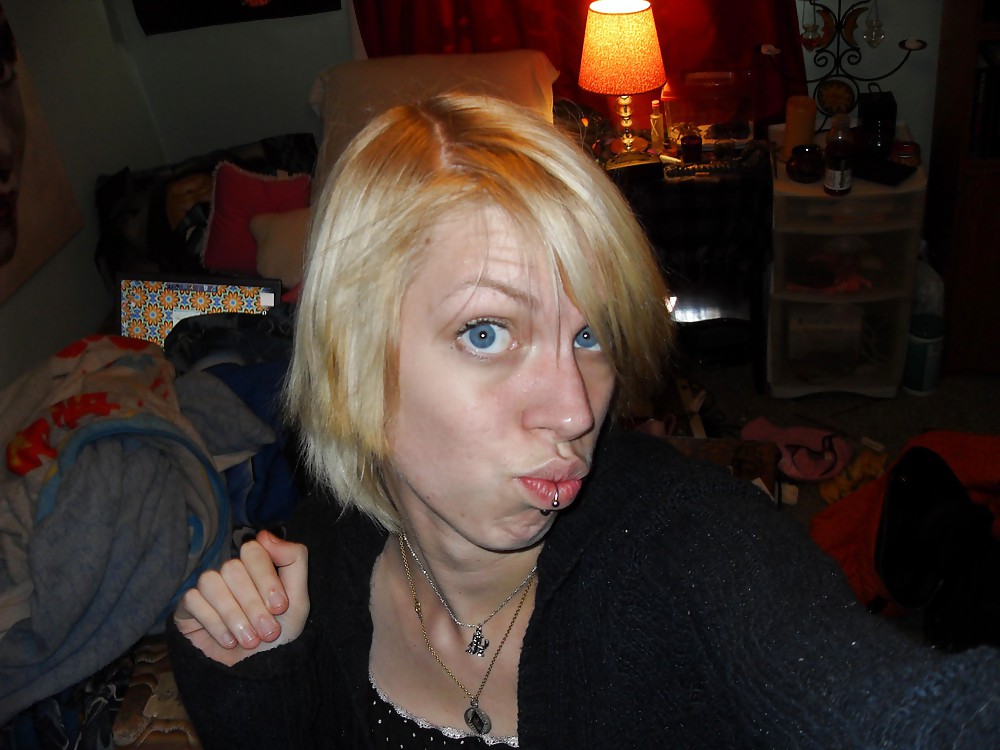 KLEINES BLASELUDER MONI porn gallery