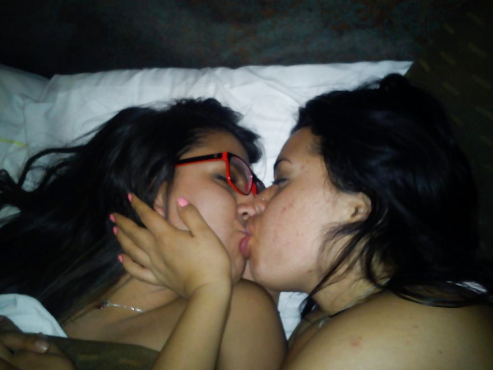 Berenice Esposa Mexicana Swinger y Lesbiana porn gallery