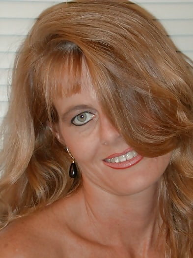 Strawberry Blonde Milf 01 porn gallery