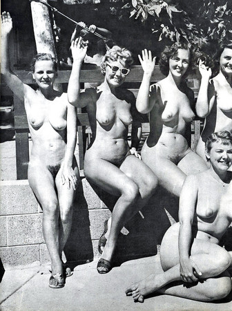 More naked girls (Vintage)