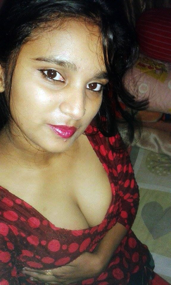 Indian Actress Reshma Boobs Suckong Awesome Indian Porn