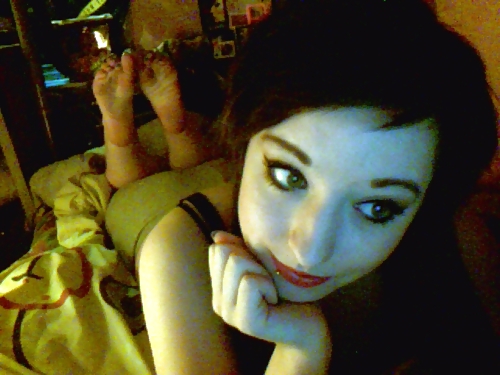 Nicole and her feet! porn gallery