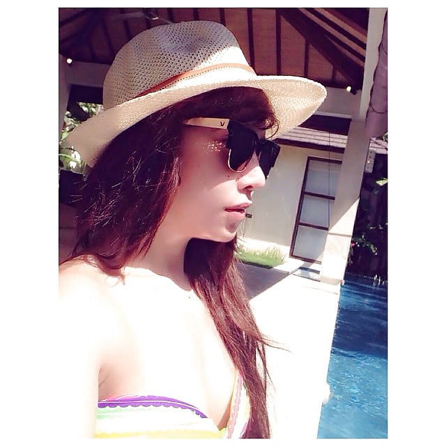 Salma Jilboobs porn gallery