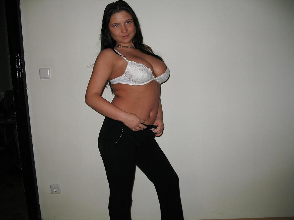 REALLY AMATEURS 7 porn gallery