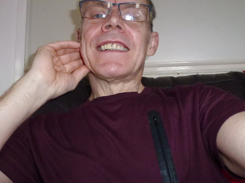 Black leggings and wine coloured top porn gallery