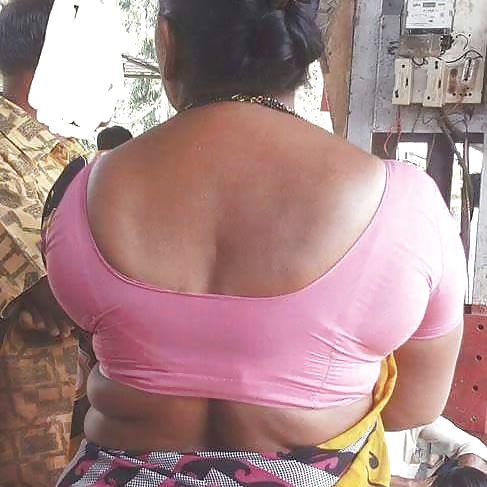 indian moms hot backless blouse porn gallery