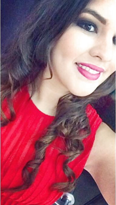 Facebook Daphne Fernandez porn gallery