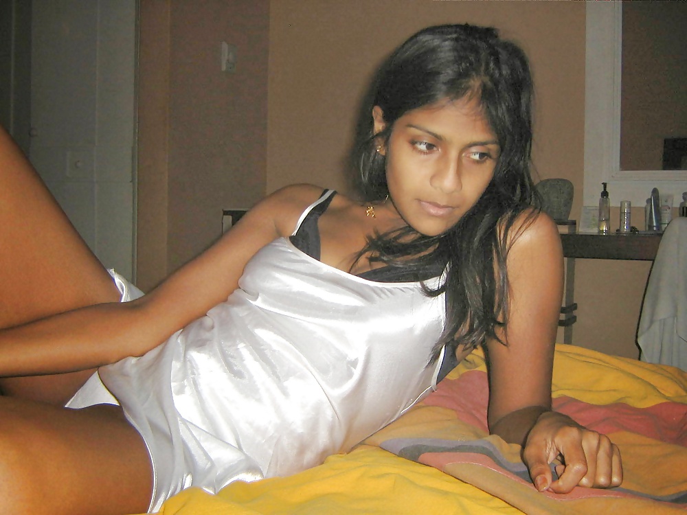 Sri lanka girl 1 porn gallery