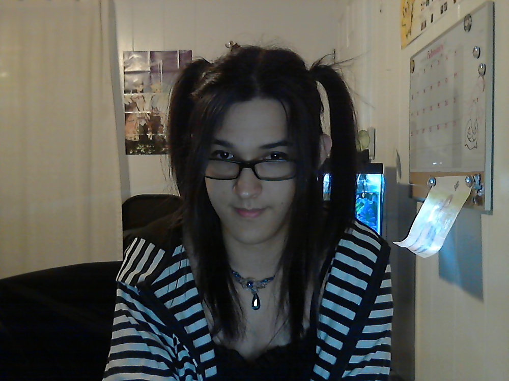 Pigtails Onanifan porn gallery