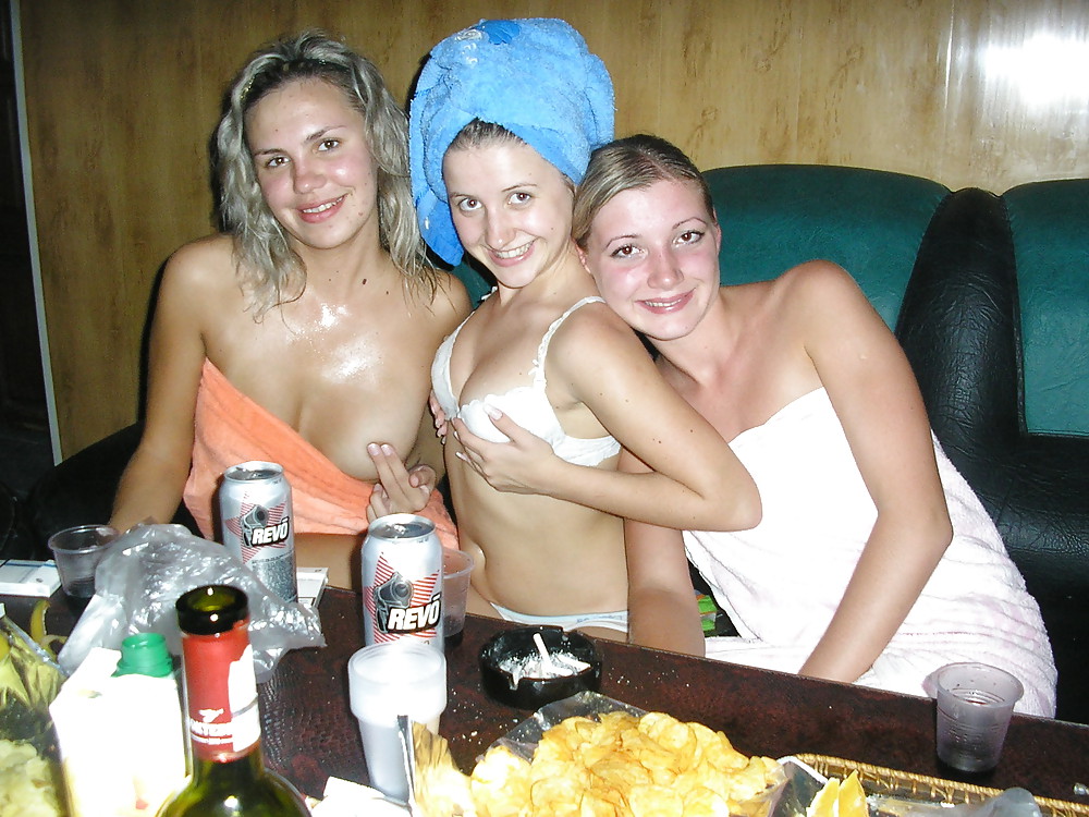 Sauna Lesbian Teens porn gallery