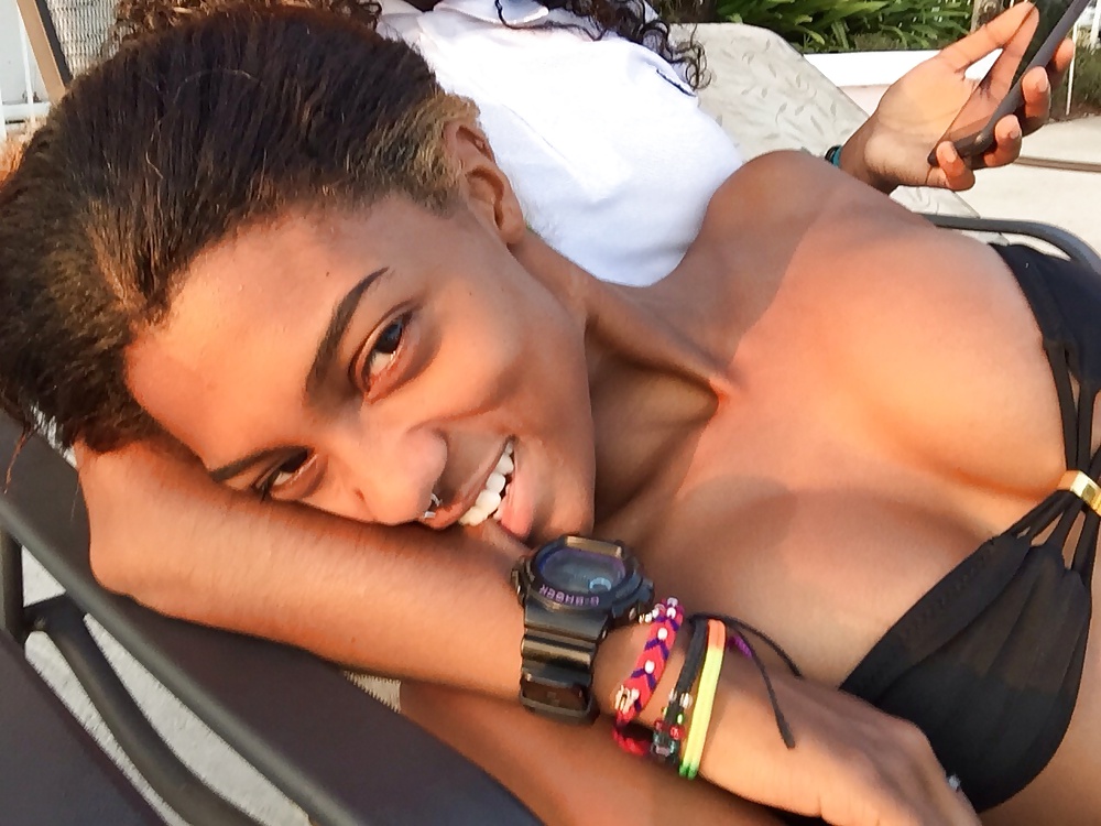 Some body on her porn gallery