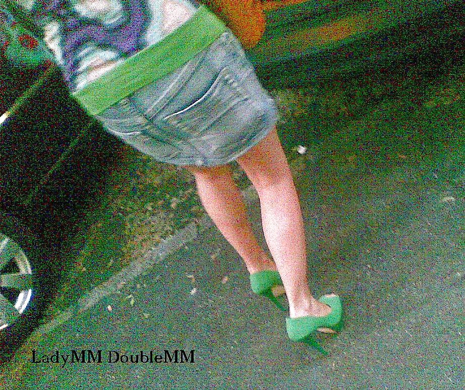 LadyMM Italian Milf Public walk Green HIGH hell foot fetish porn gallery
