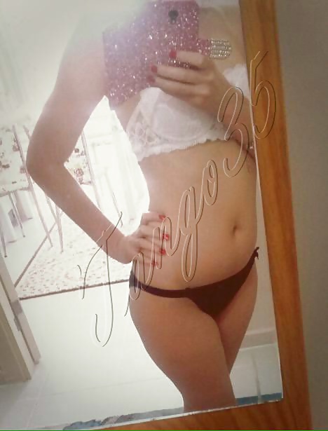 Turkish Slut Ozlem porn gallery