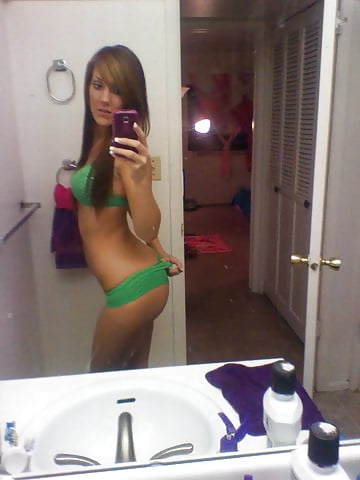 Round ass on teen slut porn gallery